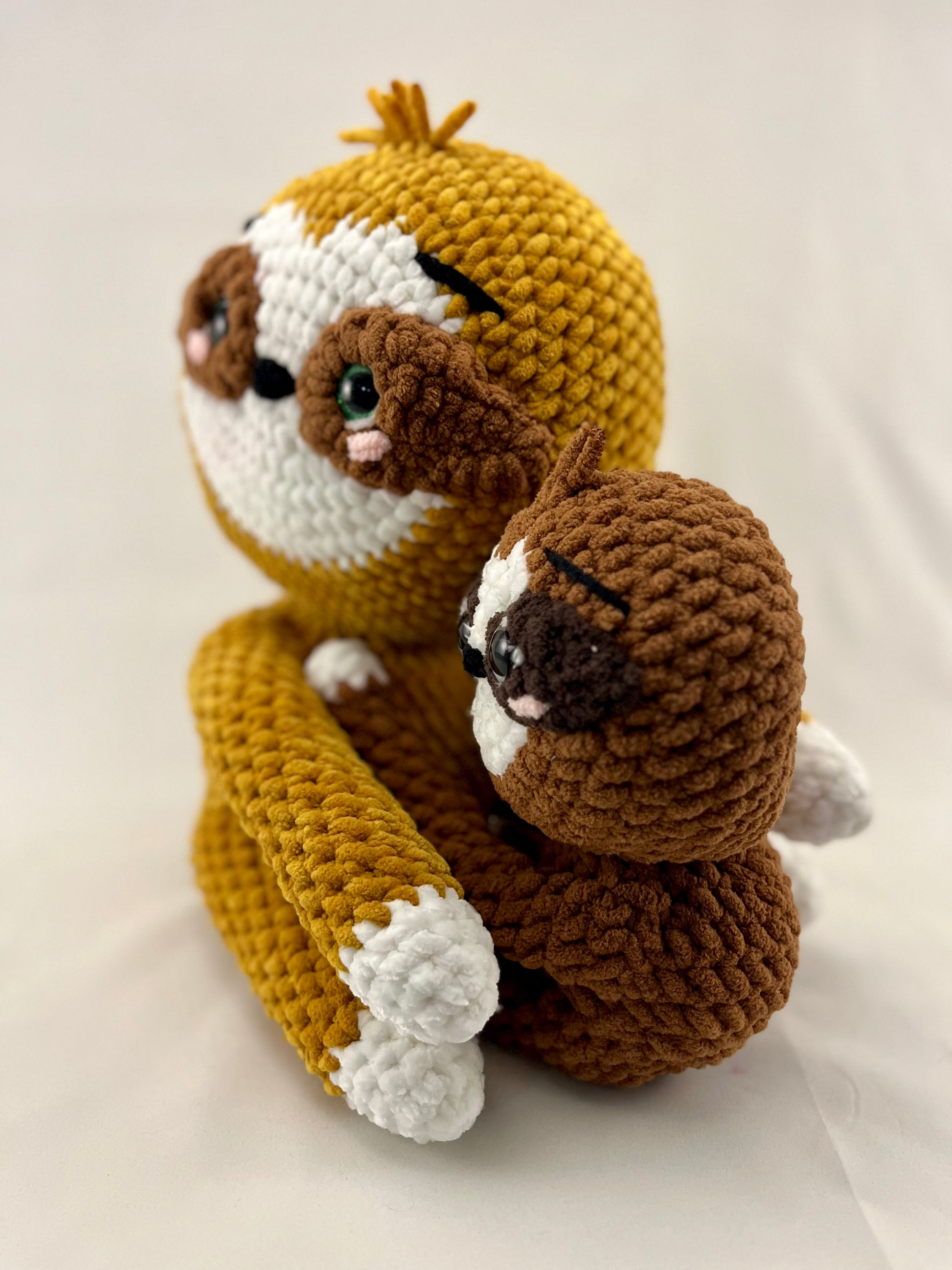 Mumma & Baby Sloth