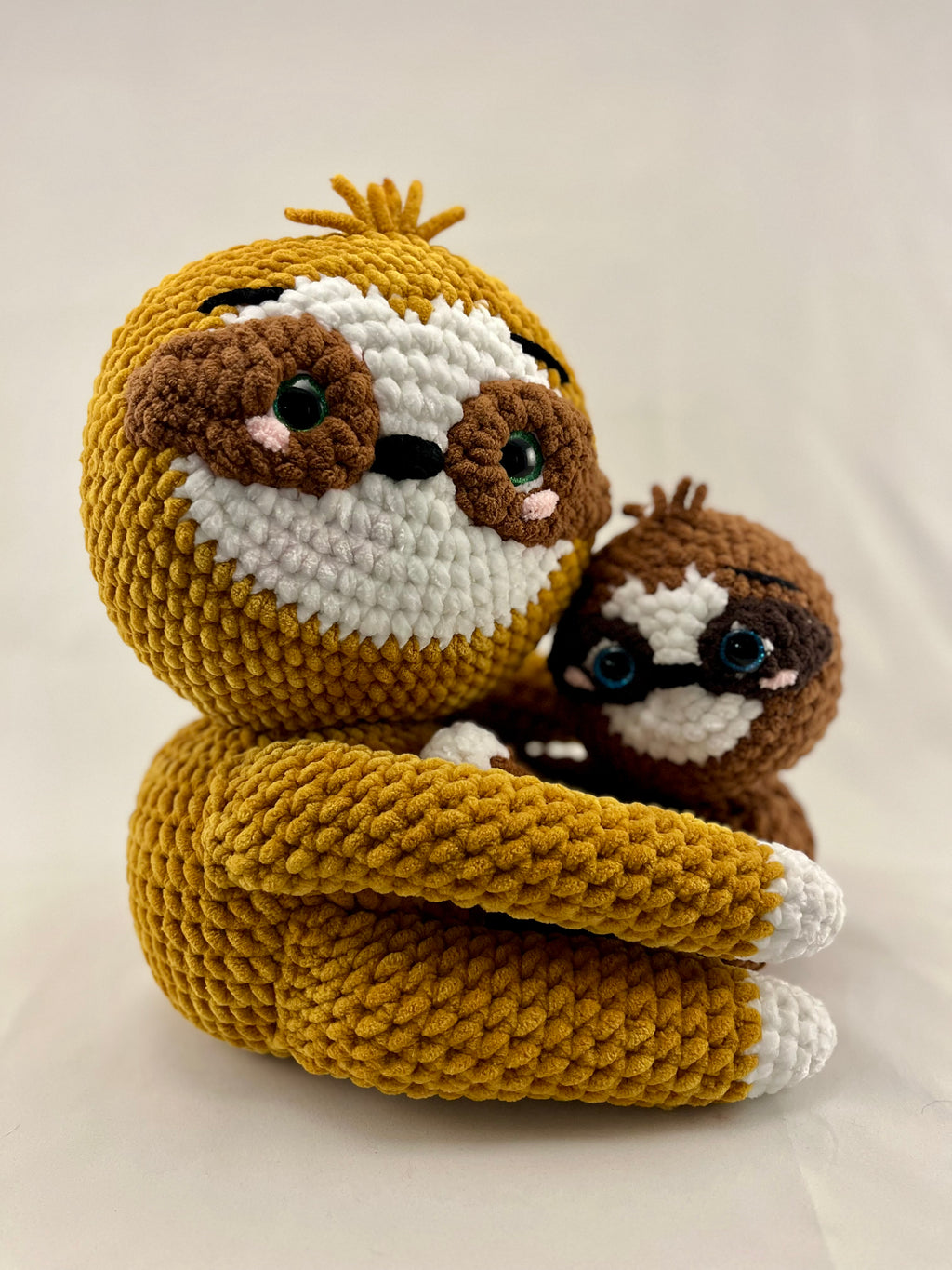 Mumma & Baby Sloth